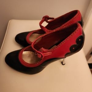Ladies shoes